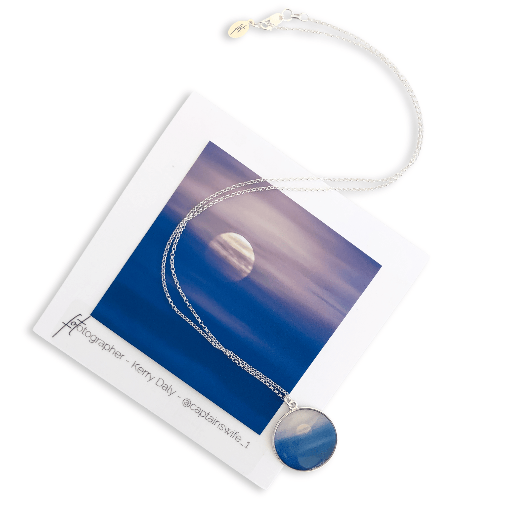Moon Mist Round Necklace - Foterra Jewelry