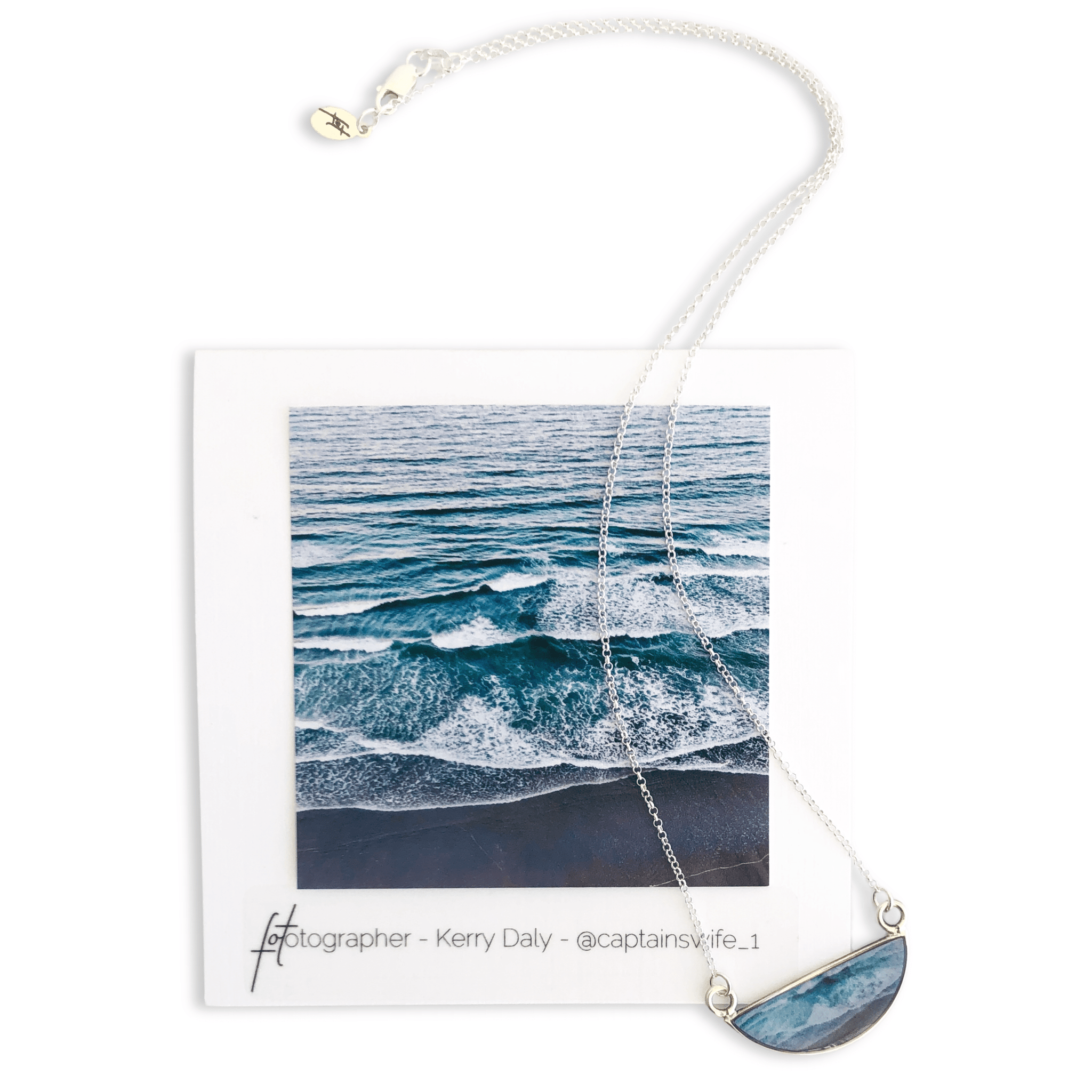 Waves Semi-Circle Necklace - Foterra Jewelry
