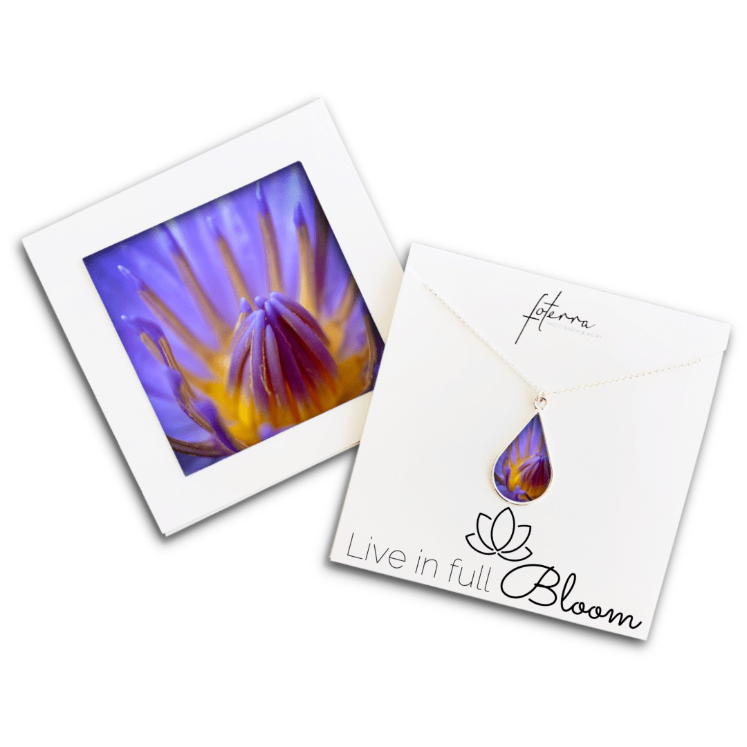 Anemone Necklace